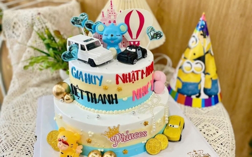 Bánh kem Hoàng Gia -Đẳng cấp từng lớp bánh 